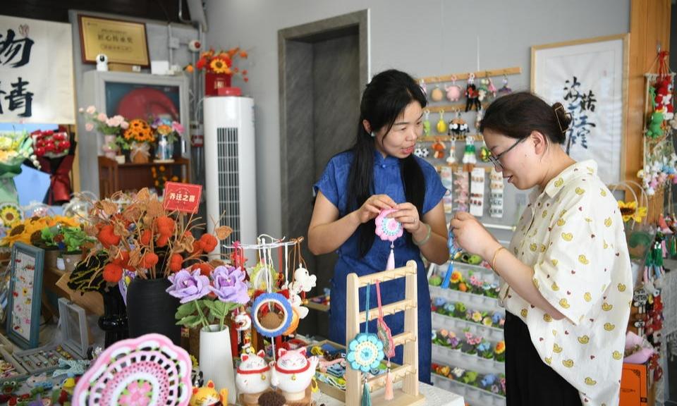 手工香囊受青睐