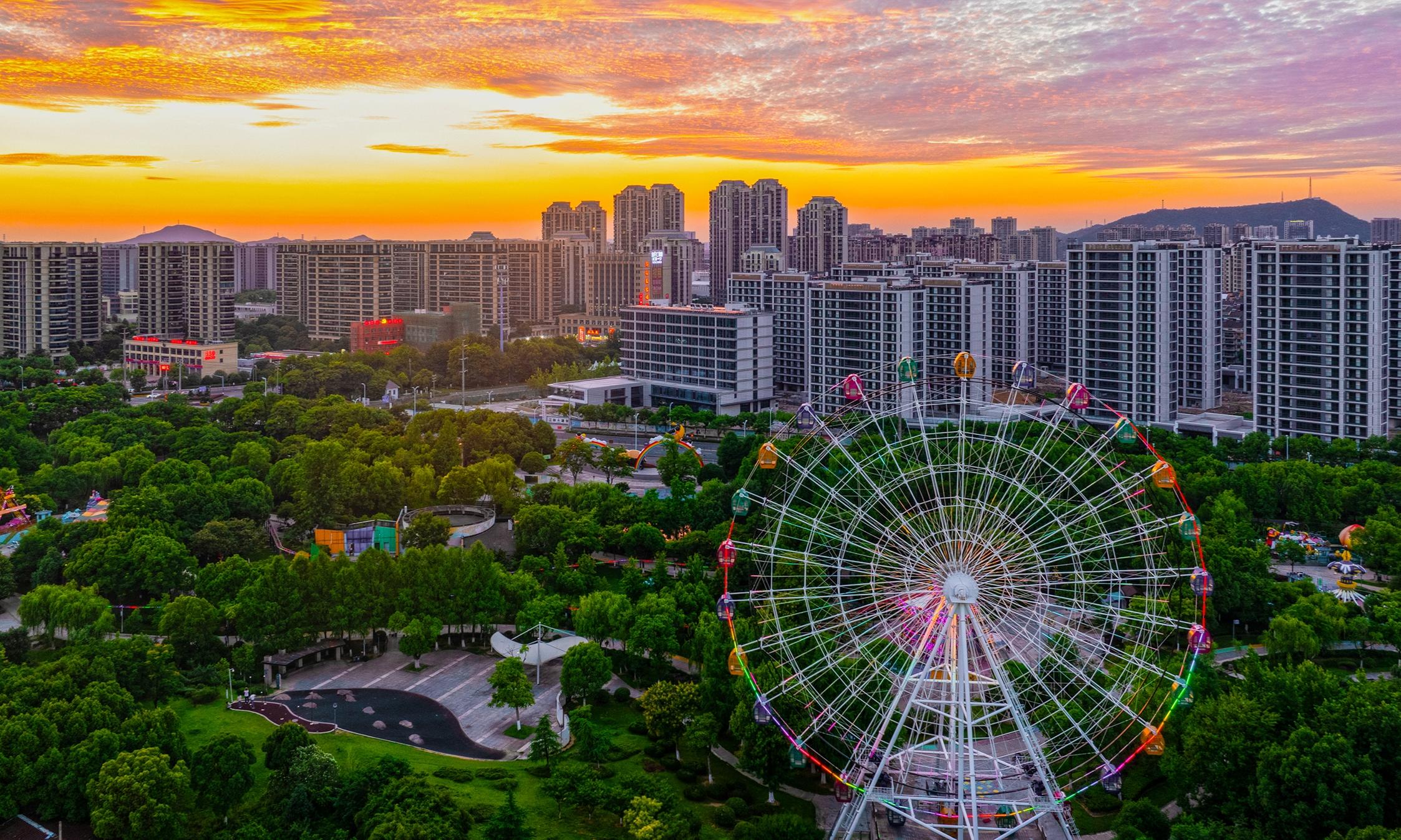 文明随手拍｜夕照文明城
