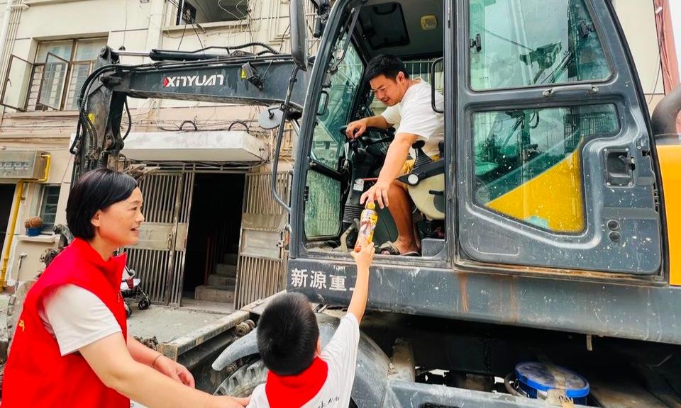 高温下的清凉关怀